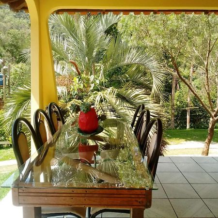 Casa Com Flores Pedra Azul  Exterior photo